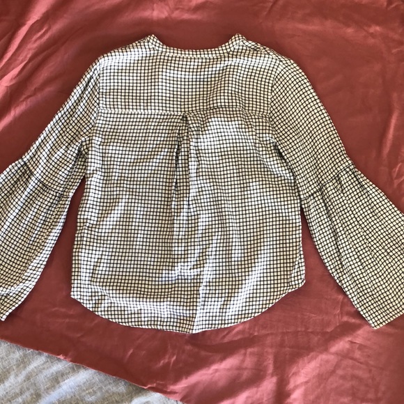 Soft, flowy, semi-casual shirt - Picture 2 of 3